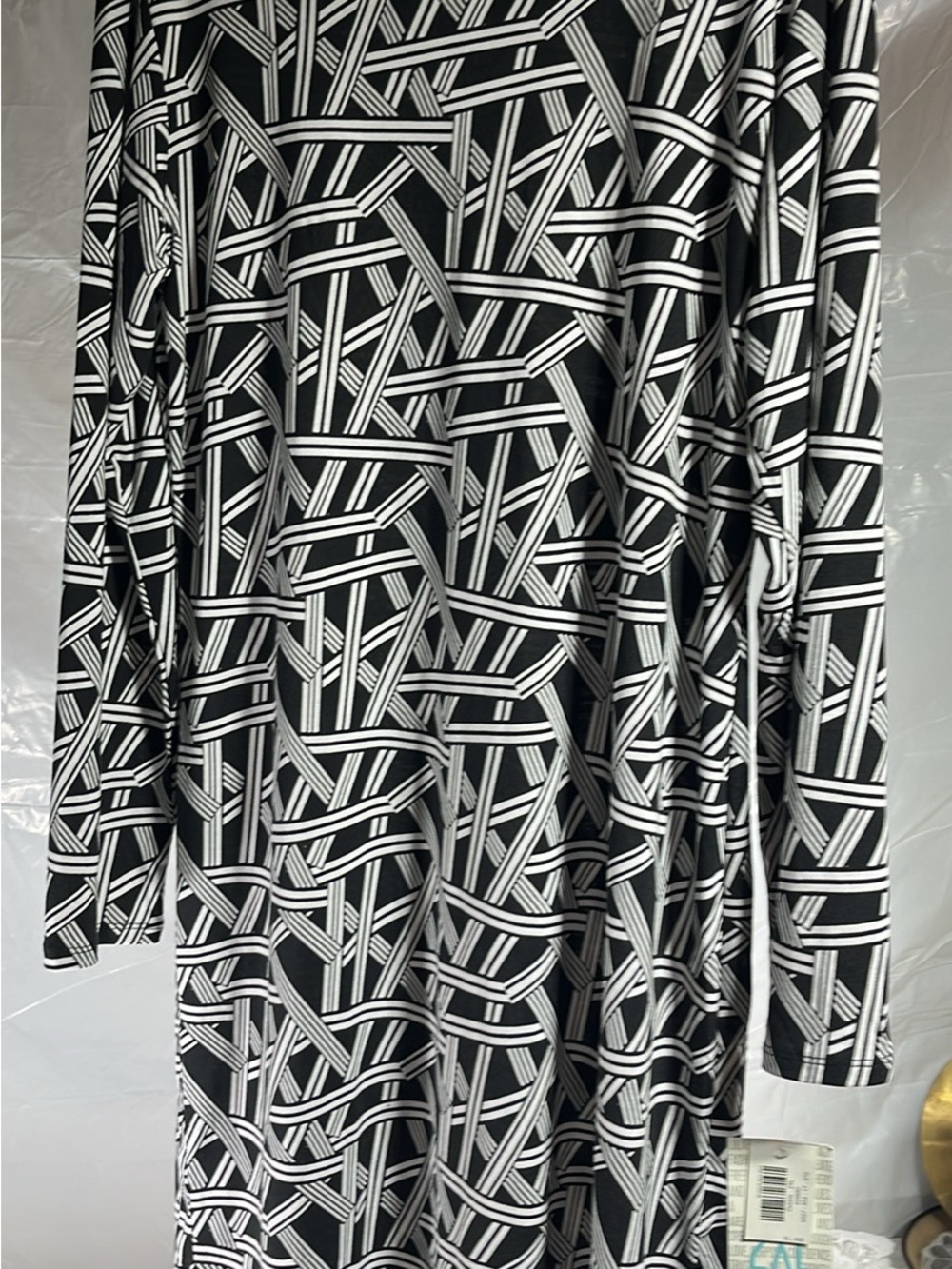 LuLaRoe Black and White Geometric Long Sleeve Dress